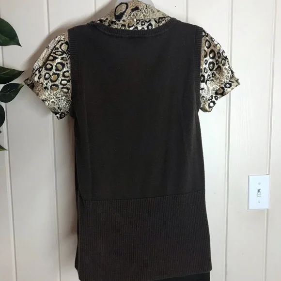 AGB Brown & Cheetah Animal Print Blouse 
Size Large 10 - 12
55% Ramie 45% Cotton - Picture 6 of 12